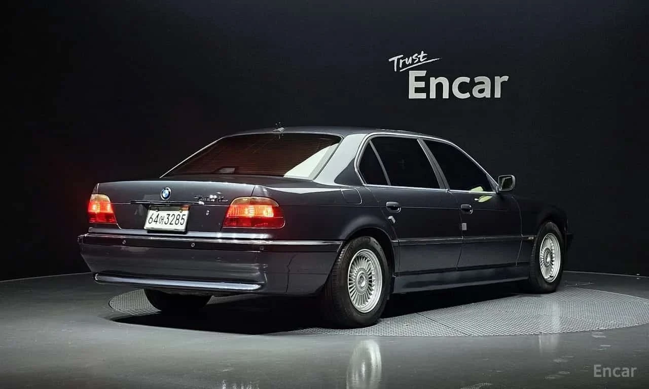 BMW 740 * 740iL * ЦЕНА ДО БГ, снимка 2 - Автомобили и джипове - 56532916