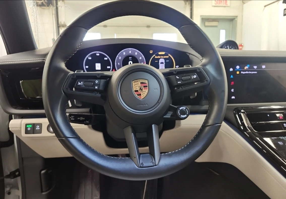 Porsche Panamera 4, снимка 9 - Автомобили и джипове - 56536804