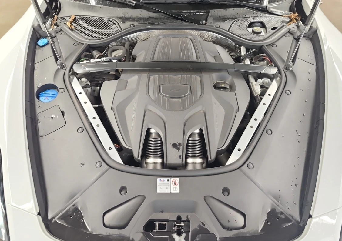 Porsche Panamera 4, снимка 13 - Автомобили и джипове - 56536804