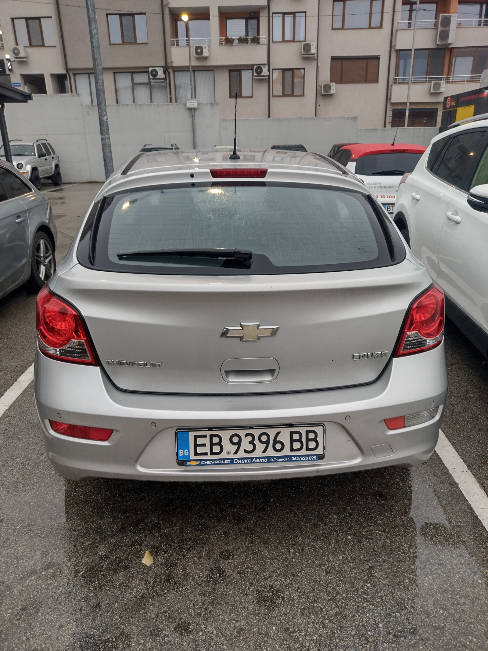 Chevrolet Cruze, снимка 4 - Автомобили и джипове - 56704569