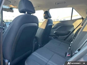Hyundai Venue  SEL FWD, снимка 15