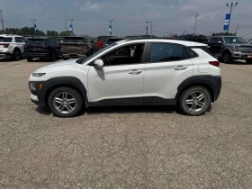 Hyundai Kona * Essential * CARFAX * БЕЗ ПЪРВОНАЧАЛНА ВНОСКА, снимка 3
