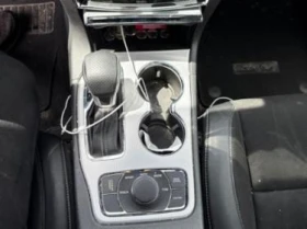 Jeep Grand cherokee * SRT CARFAX * * АВТО КРЕДИТ - 100999 лв. - 10910289 | Car24.bg