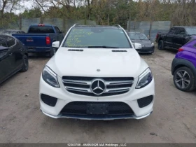  Mercedes-Benz GLE 40...