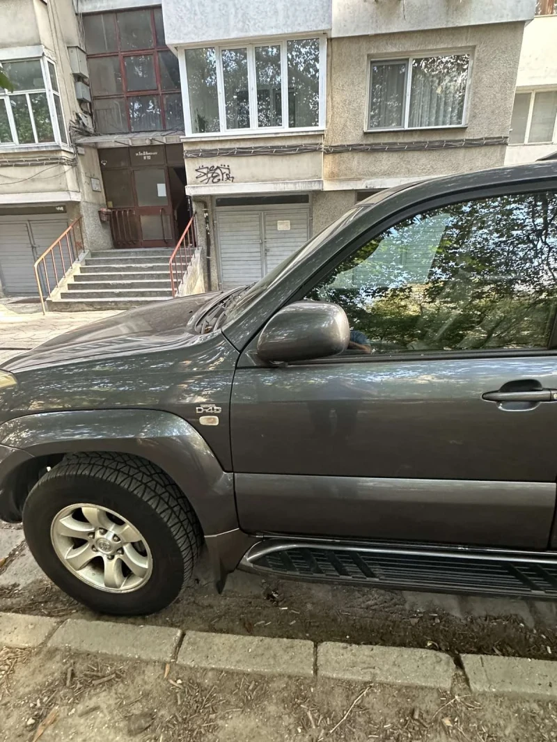 Toyota Land cruiser, снимка 13 - Автомобили и джипове - 47849074