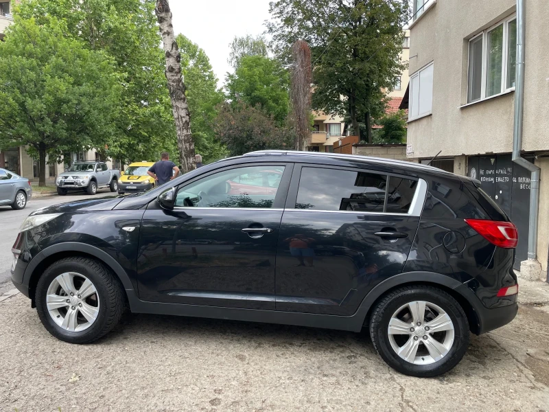 Kia Sportage 1.7, снимка 3 - Автомобили и джипове - 52844164