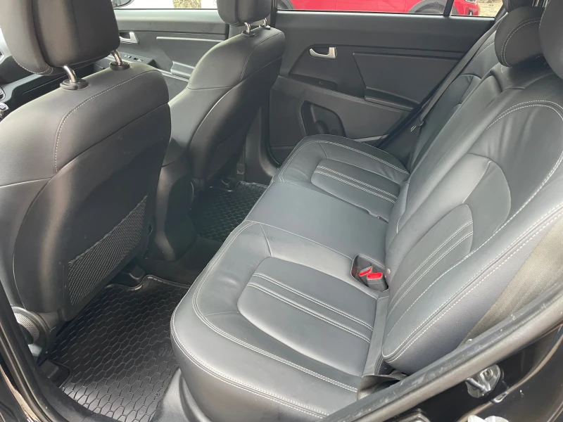 Kia Sportage 1.7, снимка 7 - Автомобили и джипове - 52844164