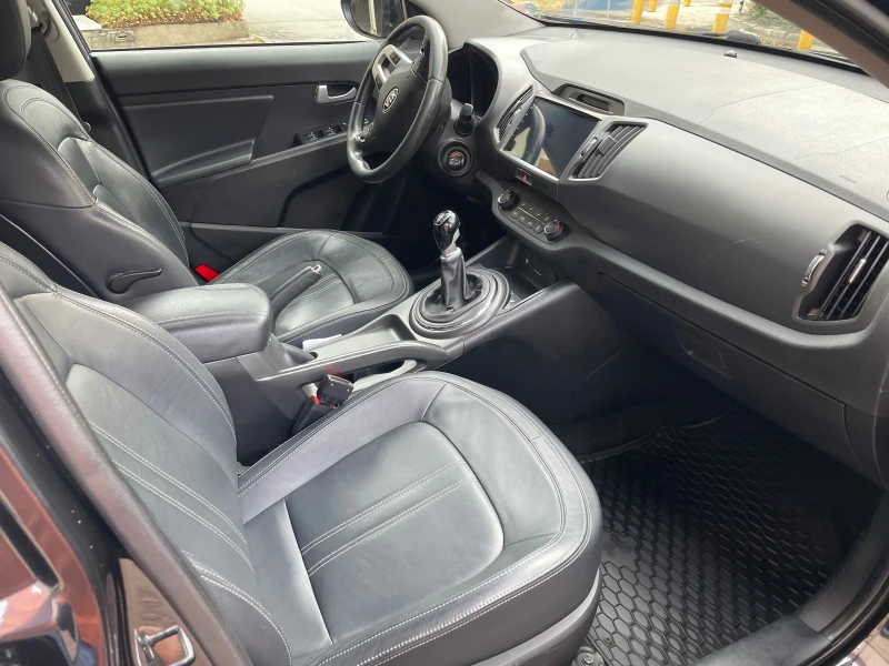 Kia Sportage 1.7, снимка 14 - Автомобили и джипове - 52844164