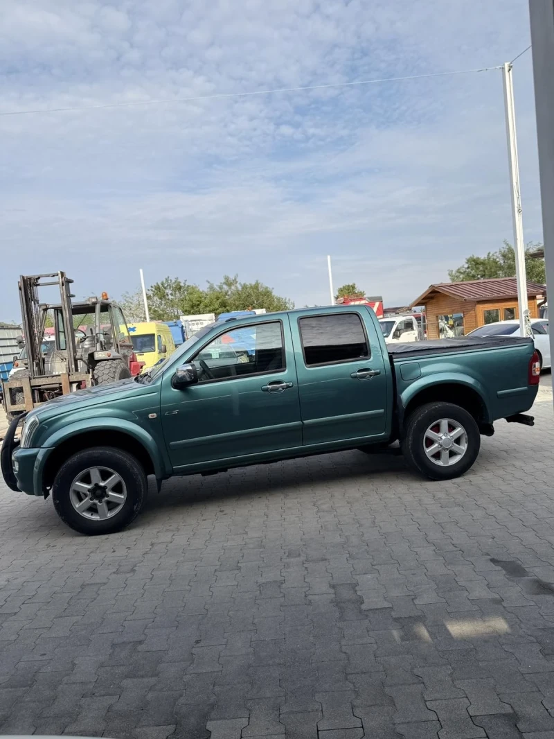 Isuzu D-max, снимка 5 - Автомобили и джипове - 51837909