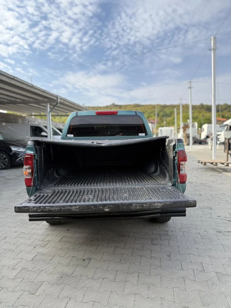 Isuzu D-max, снимка 8 - Автомобили и джипове - 51837909