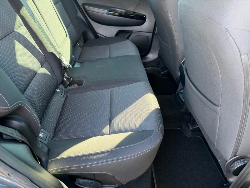 Kia Sportage 1.6 CRDI, снимка 14 - Автомобили и джипове - 52226276