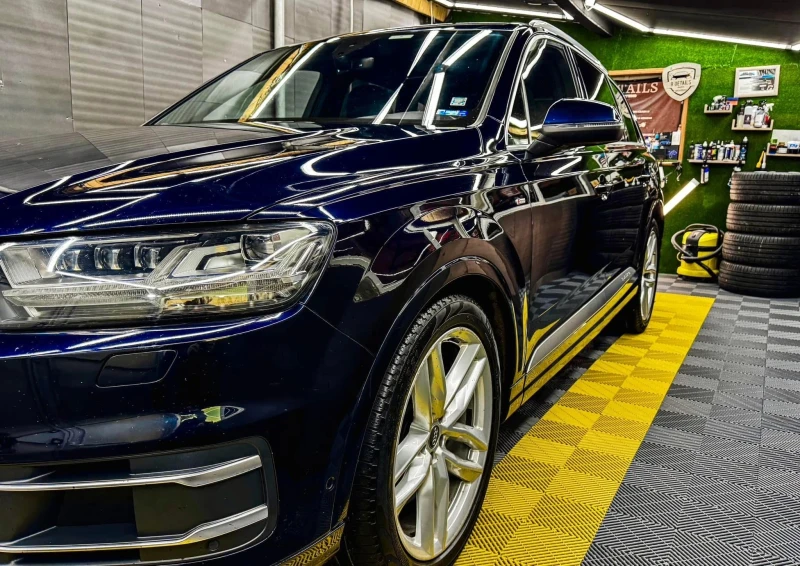 Audi Q7, снимка 3 - Автомобили и джипове - 52666438
