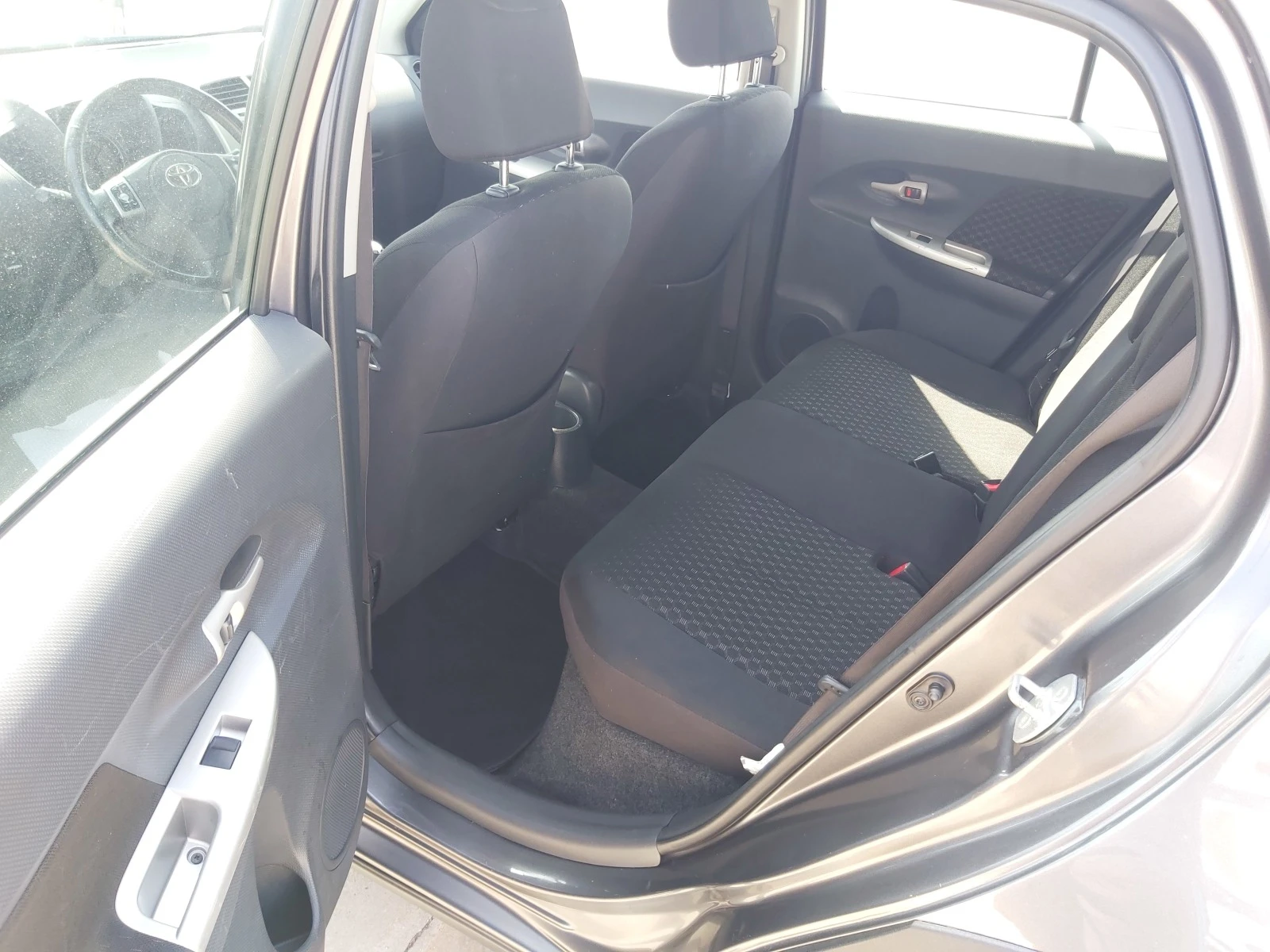 Toyota Urban Cruiser 1.4d-4x4-Euro-4-6sk. | Mobile.bg   16