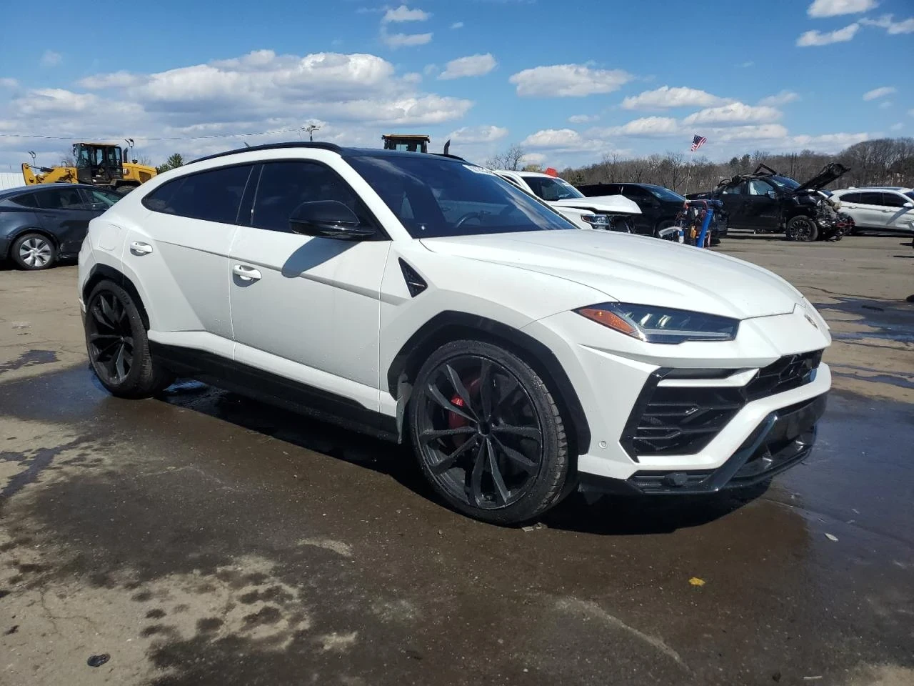 Lamborghini Urus  - изображение 4