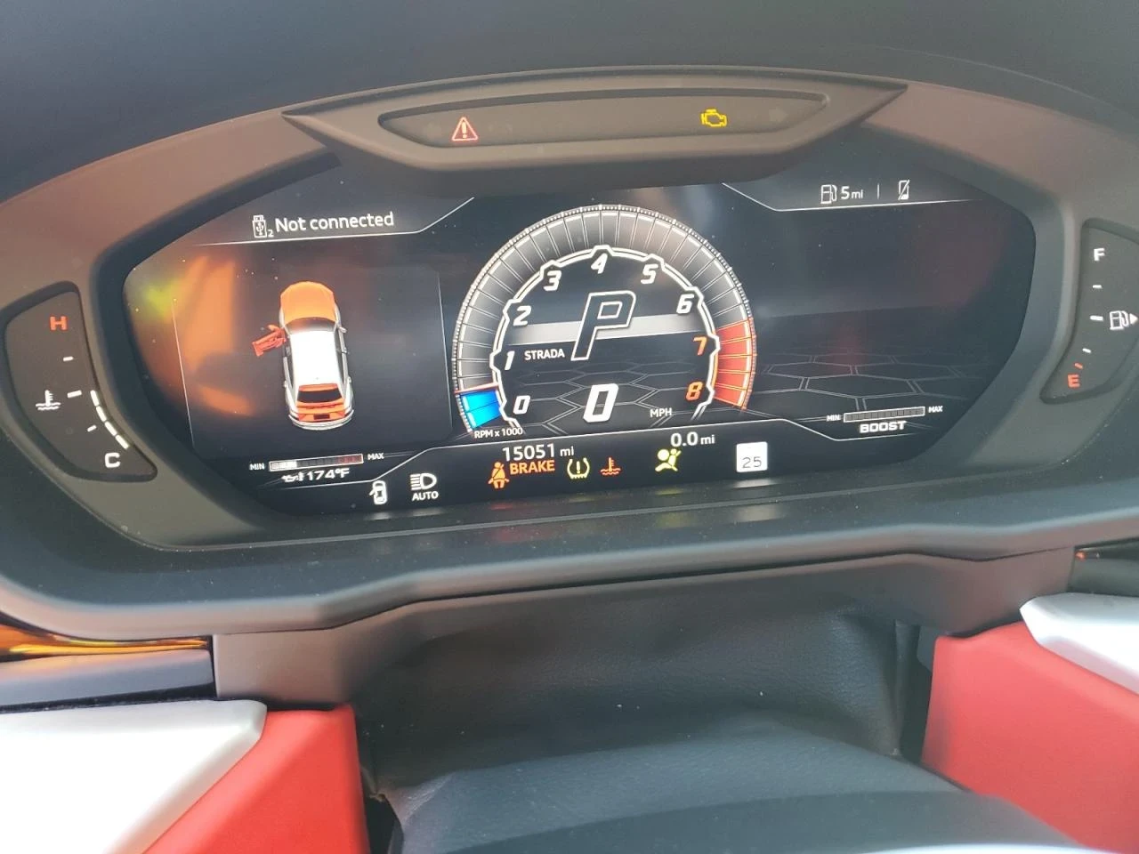 Lamborghini Urus  - изображение 9