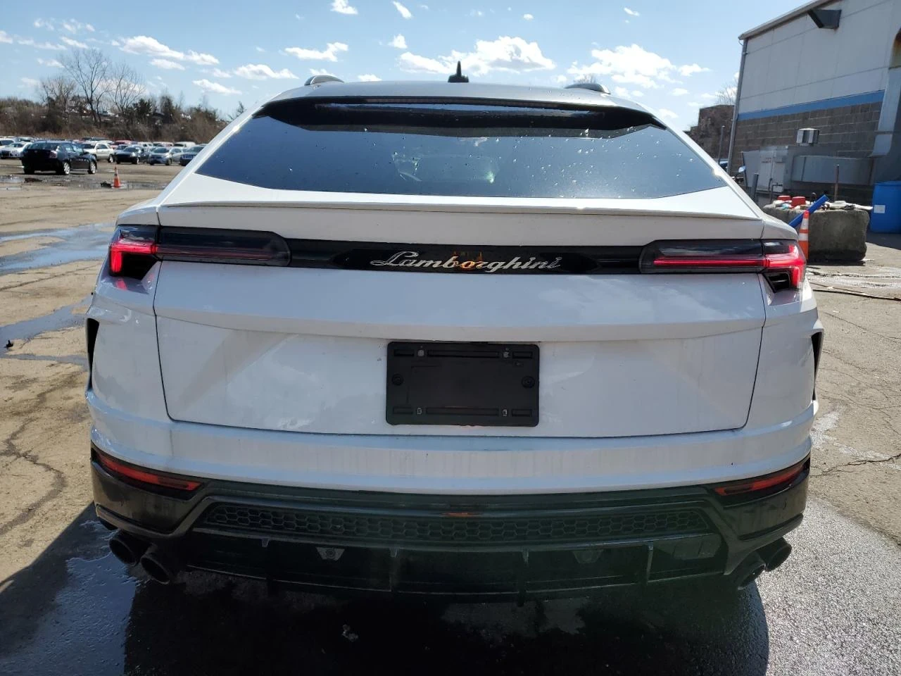 Lamborghini Urus  - изображение 6