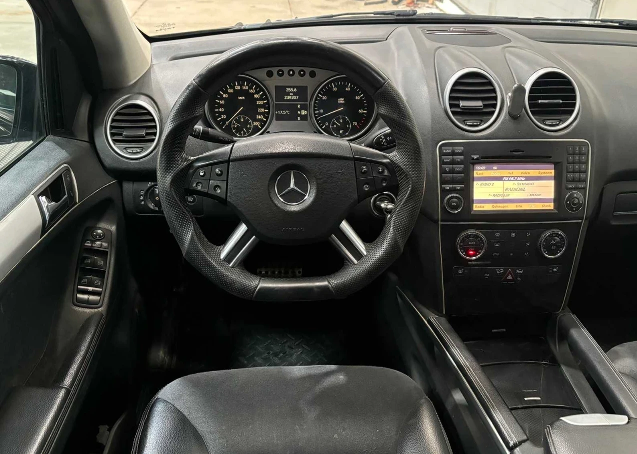 Mercedes-Benz ML ML 350i  ГАЗ / бензин СПЕШНО  /на пружини  - изображение 10