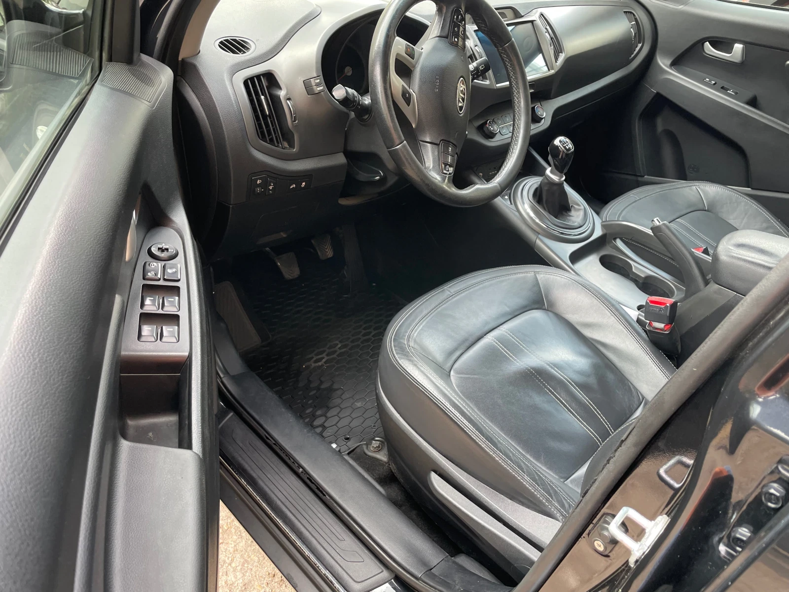 Kia Sportage 1.7 | Mobile.bg — изображение 12