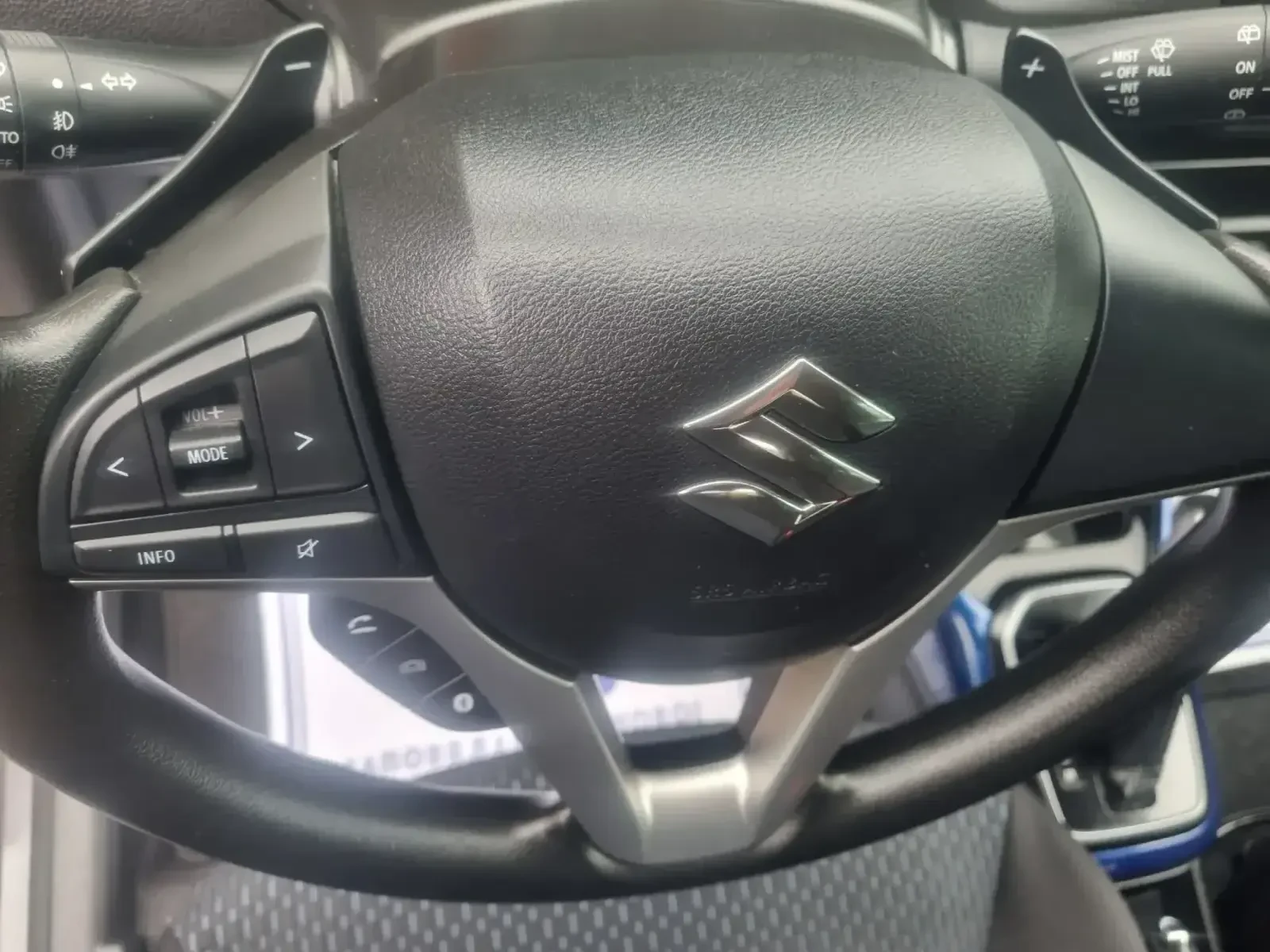 Suzuki Ignis 1.2 HYBRID AUTOMATIC | Mobile.bg   11