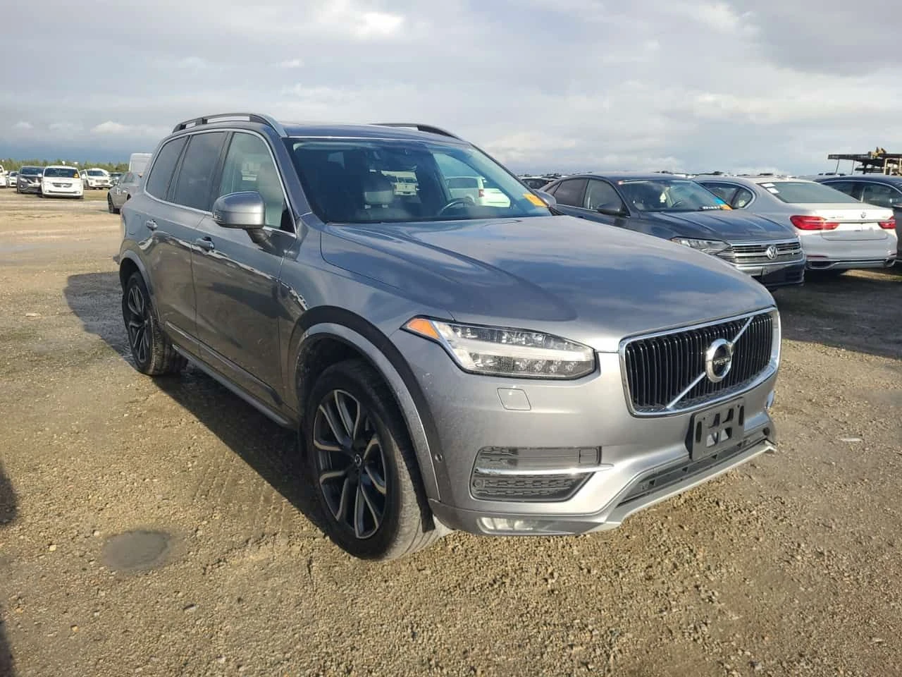 Volvo Xc90  T6 MOMENTUM * ПАНОРАМА* ПАМЕТ* ПОДГРЕВИ* CARFAX * - изображение 2