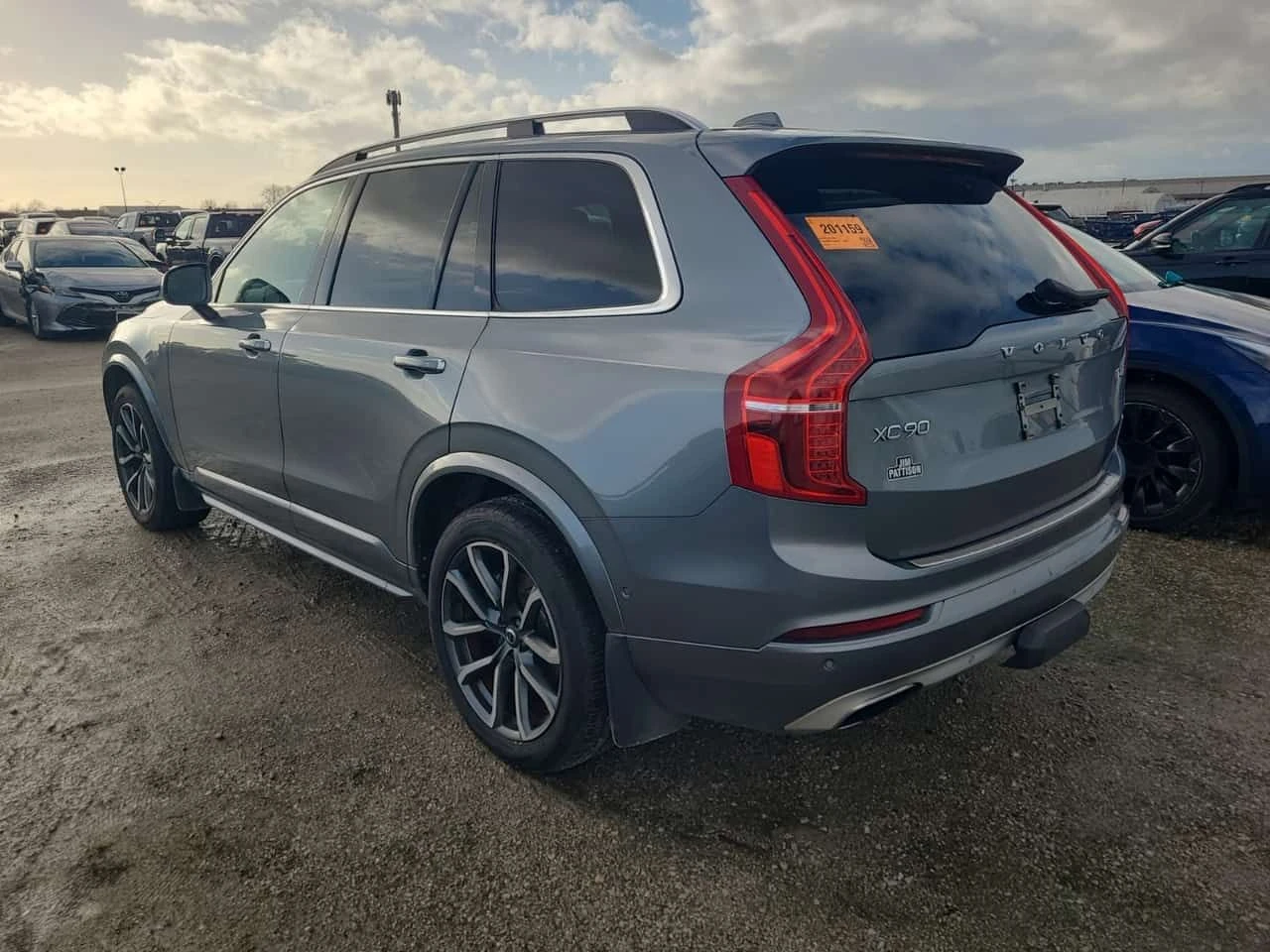 Volvo Xc90  T6 MOMENTUM * ПАНОРАМА* ПАМЕТ* ПОДГРЕВИ* CARFAX * - изображение 4