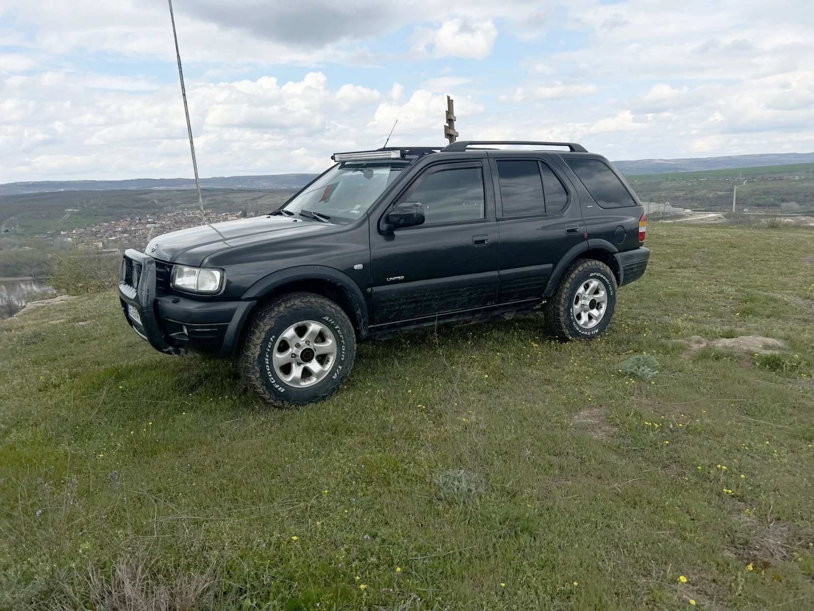 Opel Frontera 2.2 116