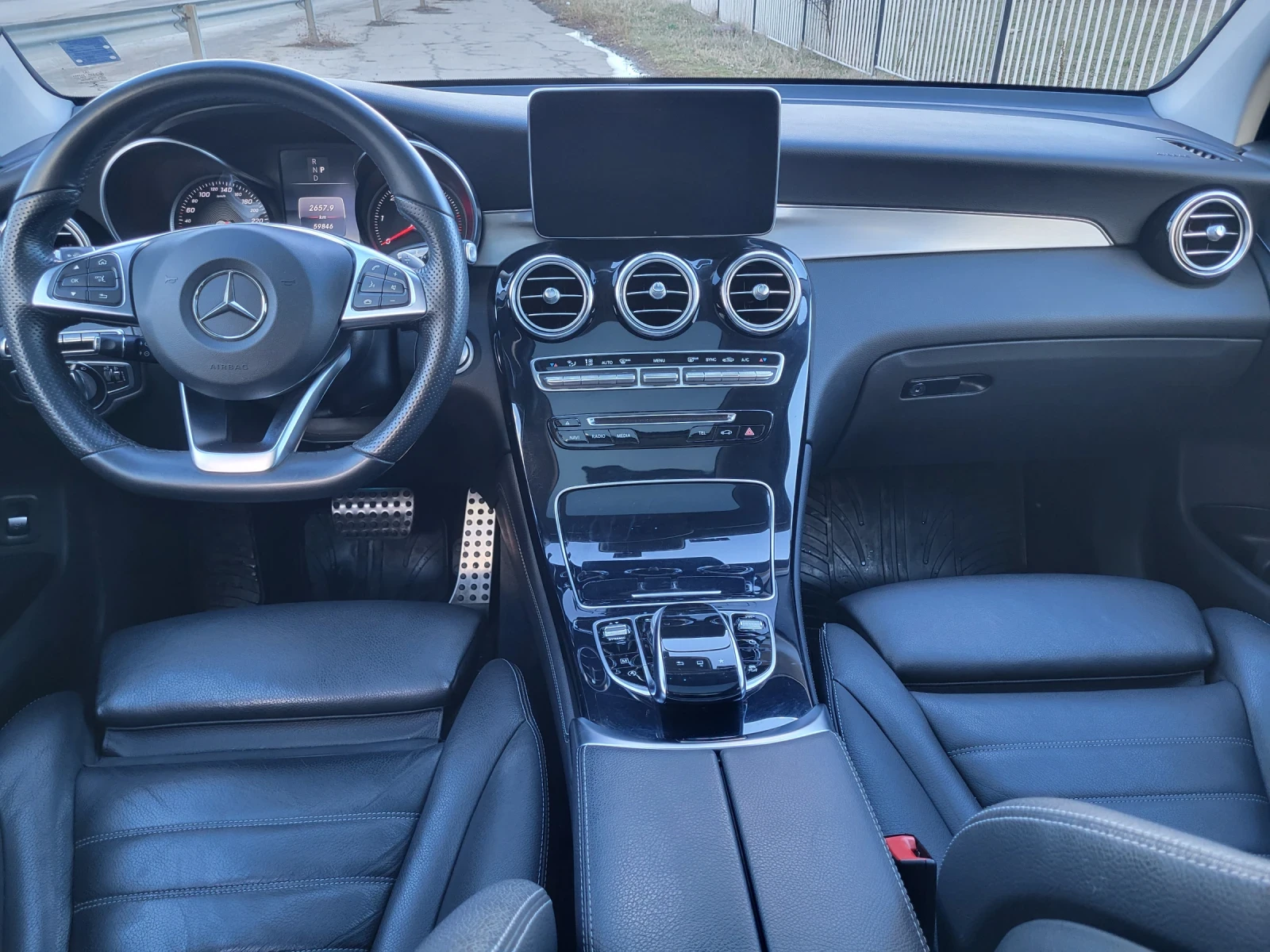 Mercedes-Benz GLC 220 AMG, снимка 7 - Автомобили и джипове - 54384250
