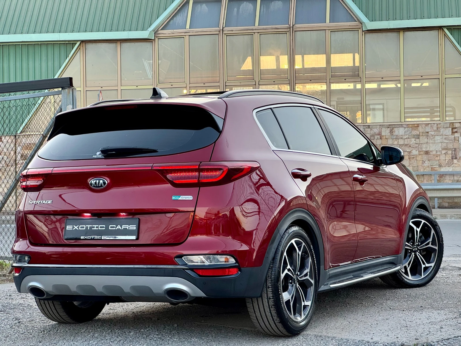 Kia Sportage 2.0D ! 2WD ! Intelligent !, снимка 4 - Автомобили и джипове - 54931204