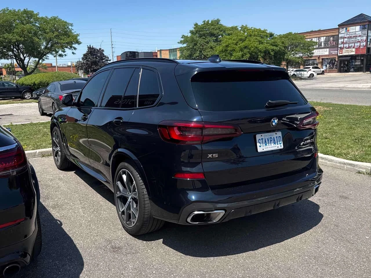 BMW X5 xDrive40i M SPORT | LASER | CARFAX | АВТОКРЕДИТ, снимка 3 - Автомобили и джипове - 55419859