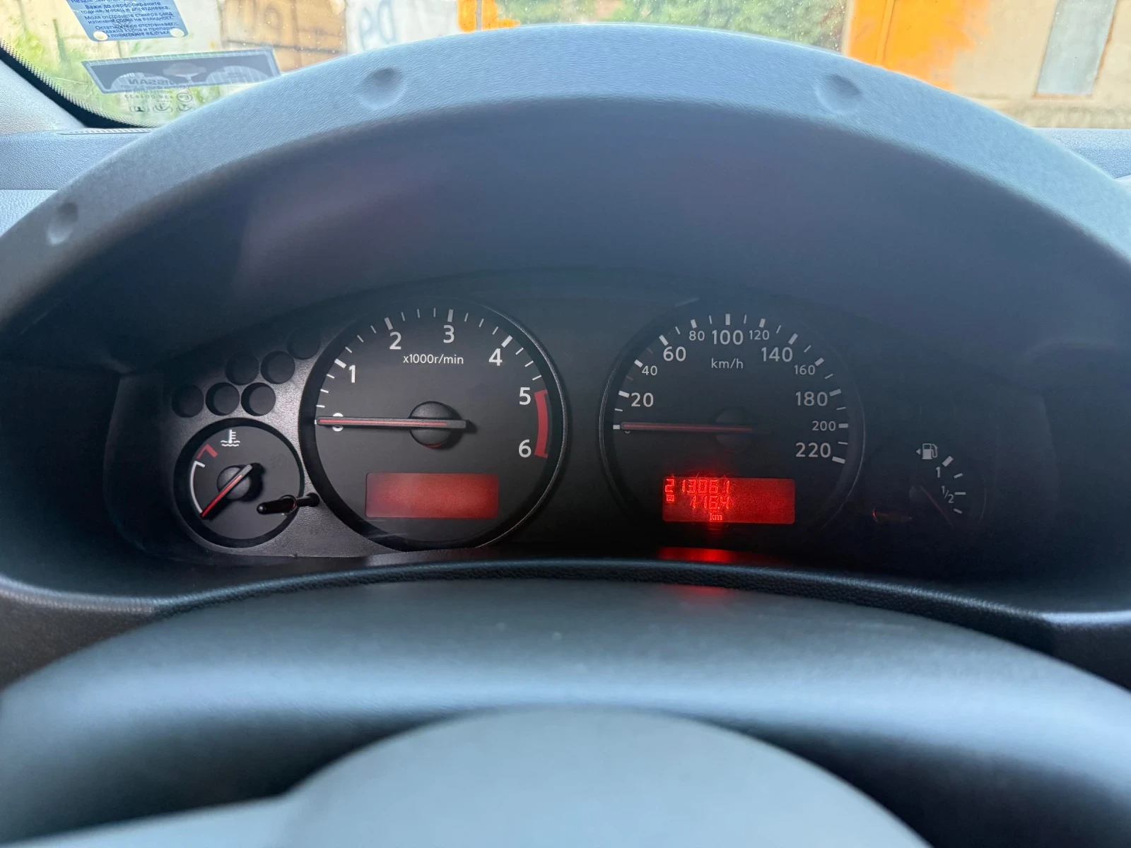 Nissan Navara, снимка 11 - Автомобили и джипове - 55467328