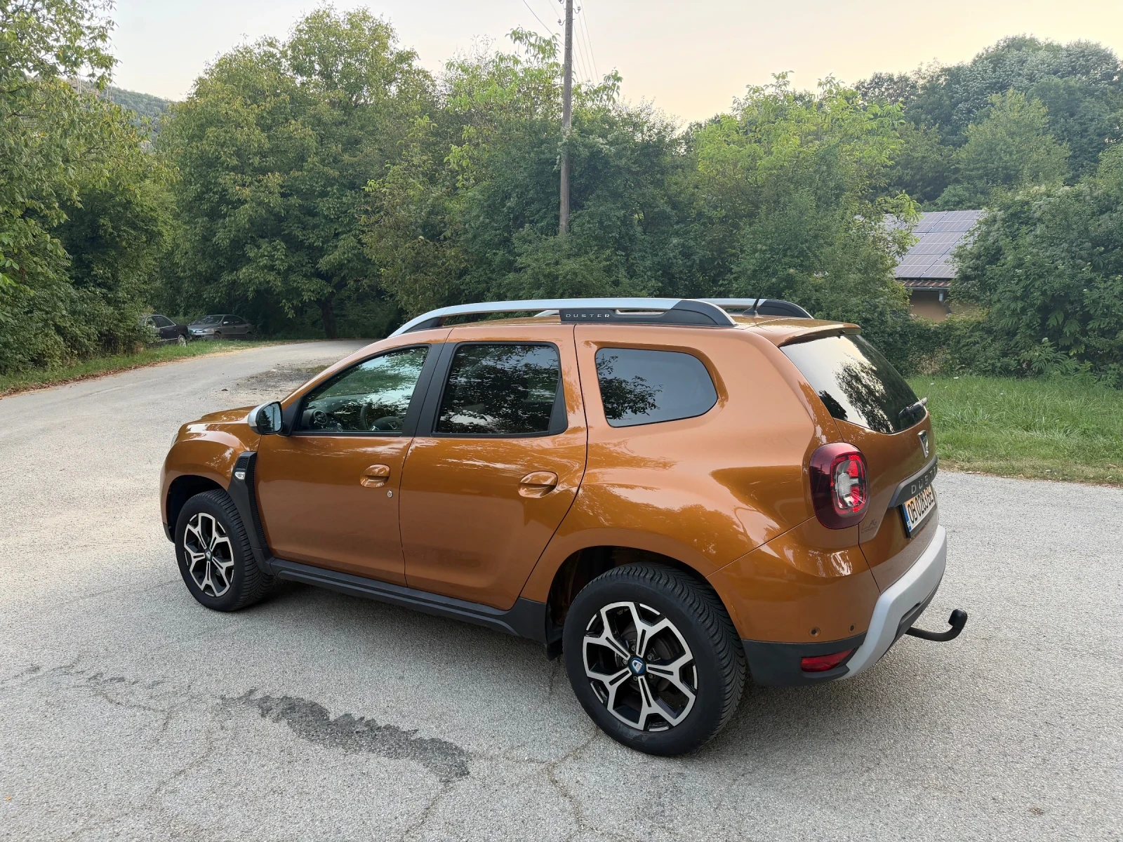 Dacia Duster, снимка 3 - Автомобили и джипове - 55619341