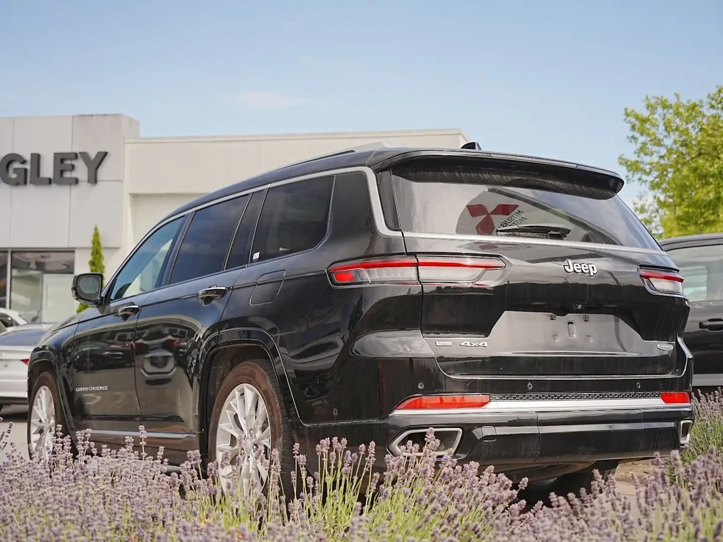 Jeep Grand cherokee L SUMMUT 3.6 PANORAMA 360CAM FULL, снимка 6 - Автомобили и джипове - 55672752