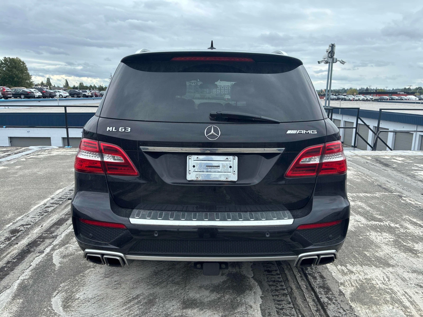 Mercedes-Benz ML 63 AMG * АВТОКРЕДИТ БЕЗ ПЪРВОНАЧАЛНА ВНОСКА* , снимка 16 - Автомобили и джипове - 55840130