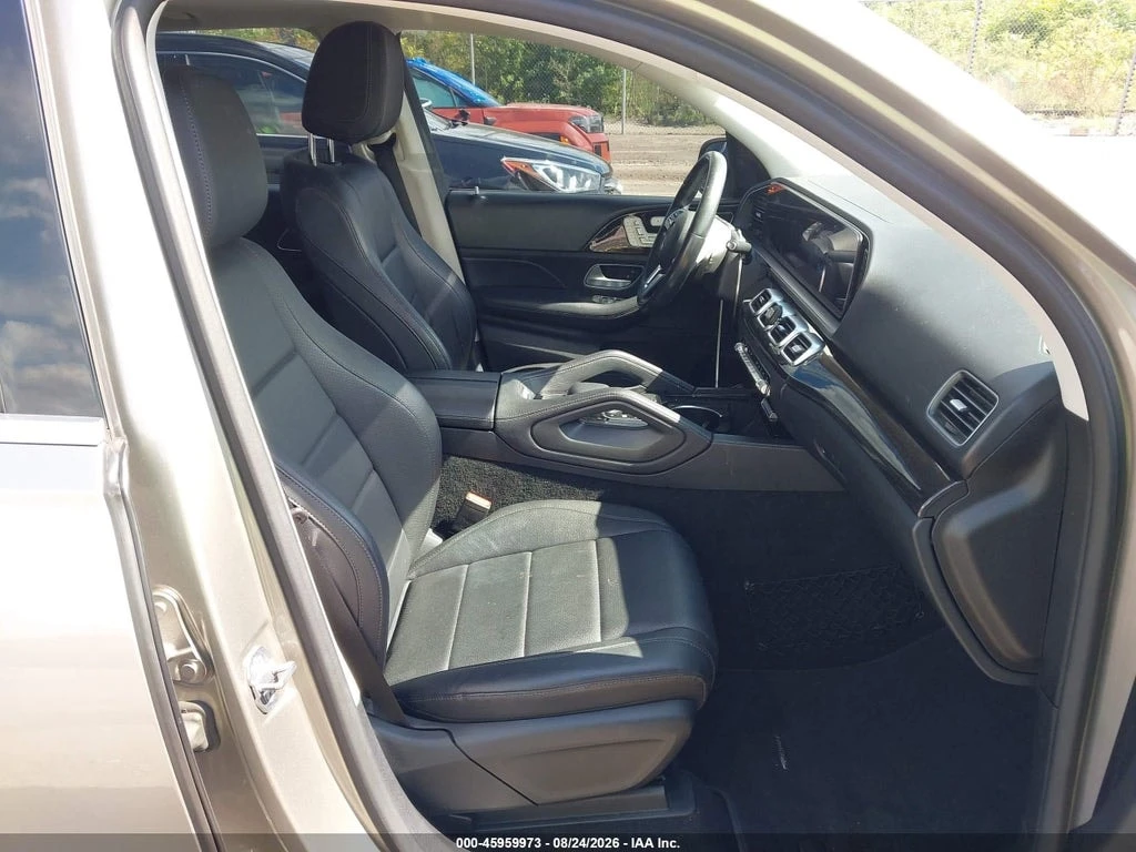 Mercedes-Benz GLE 350 * 4MATIC * CARFAX * ОПЦИЯ ЗА ФИНАНСИРАНЕ * , снимка 5 - Автомобили и джипове - 56084002