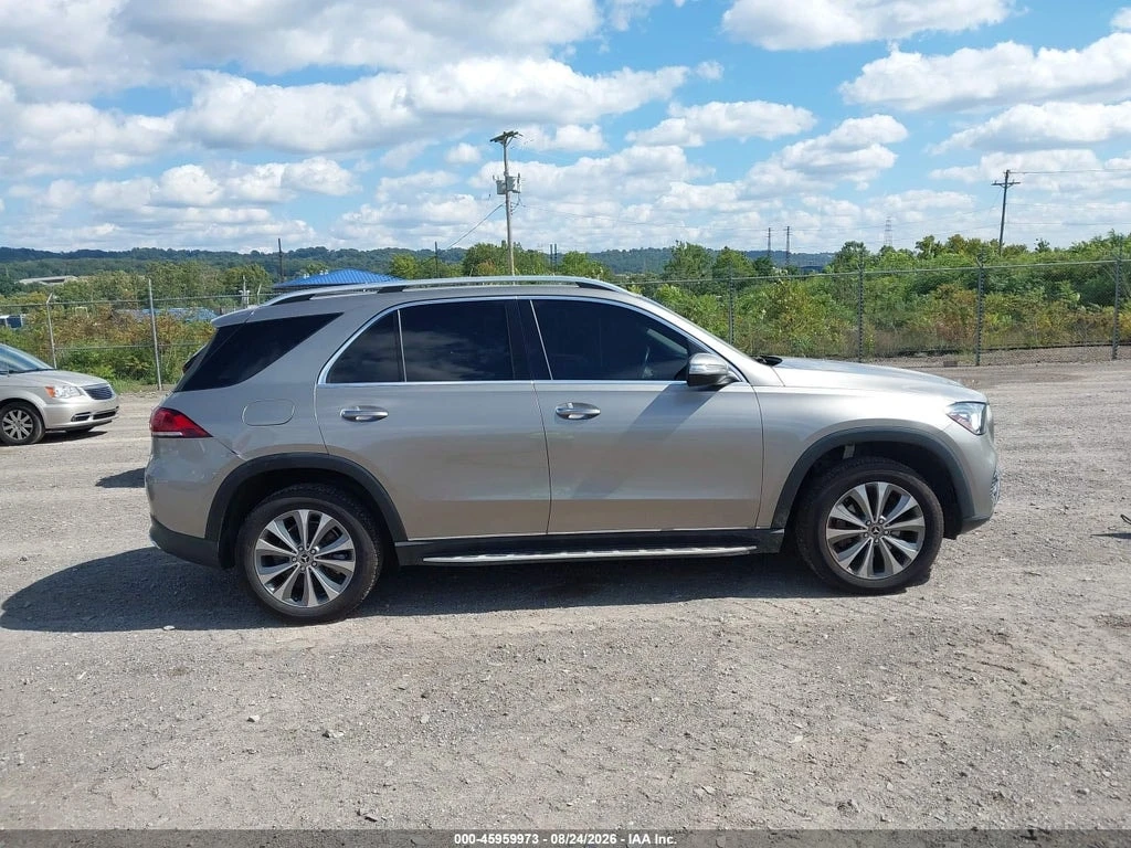 Mercedes-Benz GLE 350 * 4MATIC * CARFAX * ОПЦИЯ ЗА ФИНАНСИРАНЕ * , снимка 13 - Автомобили и джипове - 56084002