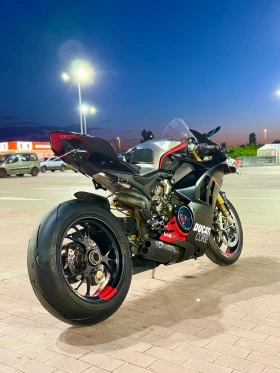 Ducati Panigale V4s | Mobile.bg    6
