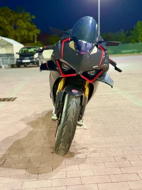     Ducati Panigale V4s