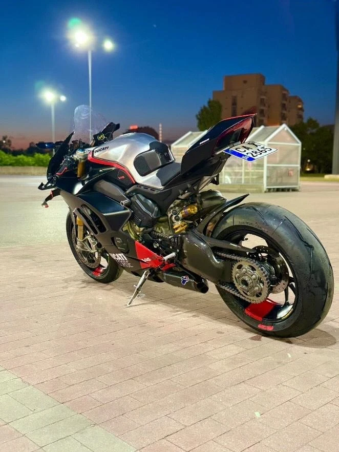 Ducati Panigale V4s - изображение 4