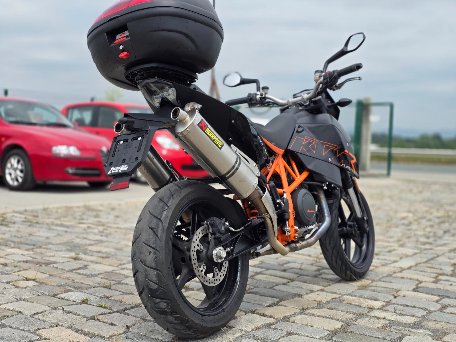 Ktm 690 SUPERMOTO 26900 KM. AKRAPOVIC - изображение 3