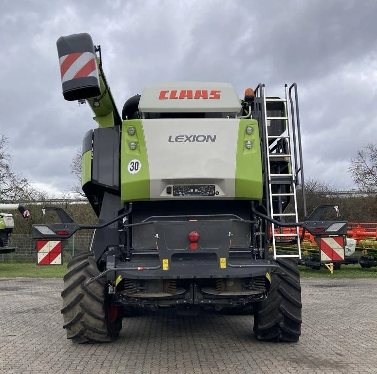 Комбайн Claas LEXION 8700 + CLAAS VARIO 1080 CEMOS ЛИЗИНГ, снимка 3 - Селскостопанска техника - 55463972