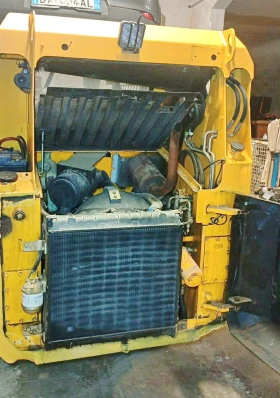 Мини челни товарачи JCB 150P  , снимка 6