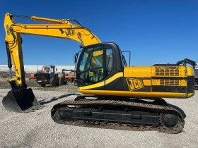      JCB JS 210 LC