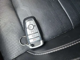 Ford Mustang * ECOBOOST PREMIUM * CARFAX * ЦЕНА ДО БГ, снимка 8