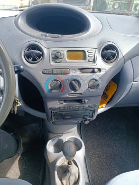 Toyota Yaris 1.0i euro 3 - [8] 