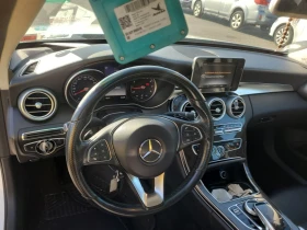 Mercedes-Benz C 300 4Matic* burmester* Keyless* Нави* Пано, снимка 8