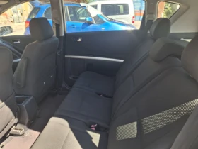 Обява за продажба на Toyota Corolla verso 2.2 D-4D ~4 900 лв. - изображение 2