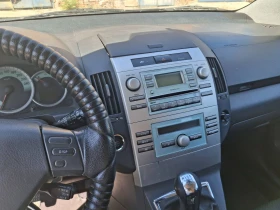 Обява за продажба на Toyota Corolla verso 2.2 D-4D ~4 900 лв. - изображение 10