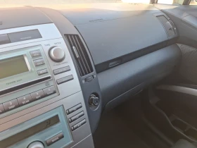 Обява за продажба на Toyota Corolla verso 2.2 D-4D ~4 900 лв. - изображение 3