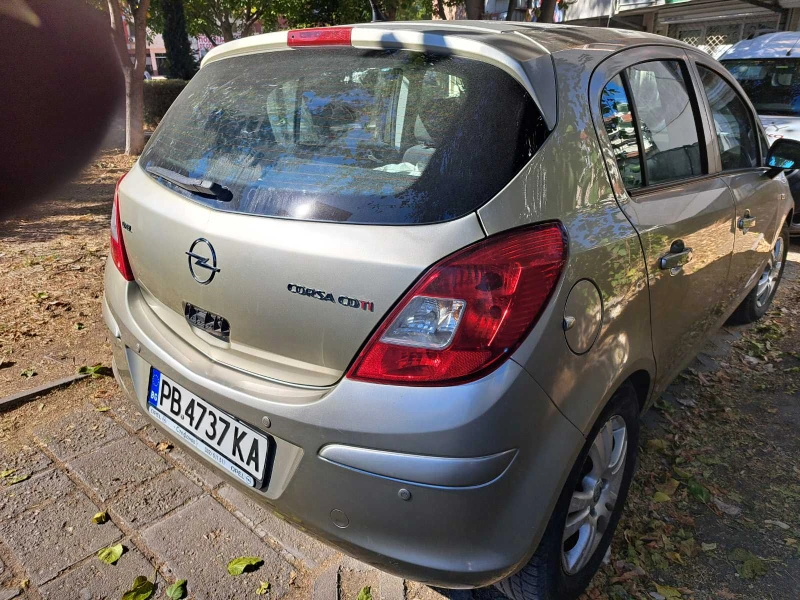 Opel Corsa, снимка 3 - Автомобили и джипове - 47701949