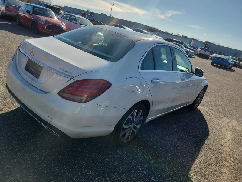 Mercedes-Benz C 300 4Matic* burmester* Keyless* Нави* Пано, снимка 6 - Автомобили и джипове - 48126501